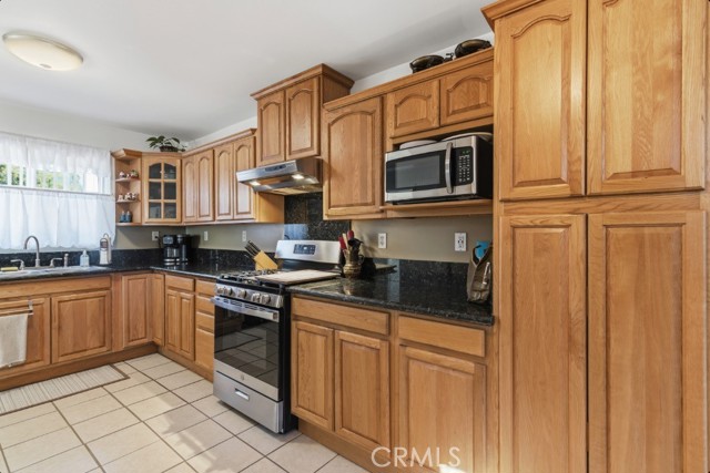 8876 Pigeon Pass, Moreno Valley CA: https://media.crmls.org/medias/c9a4bbdb-dbe7-4f4c-9cd3-75e6359266b6.jpg