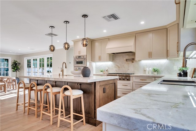 Detail Gallery Image 22 of 66 For 4001 4001 Pine, Long Beach,  CA 90807 - 5 Beds | 5 Baths