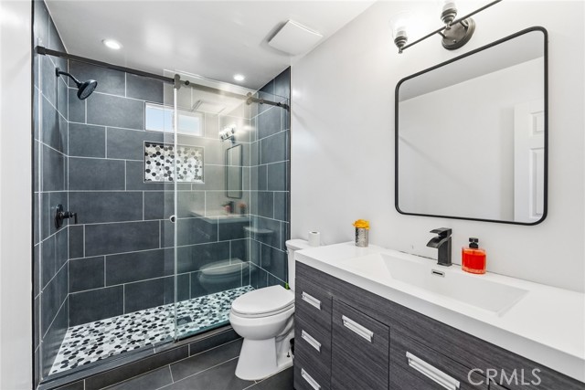 Detail Gallery Image 20 of 33 For 1118 E 77th, Los Angeles,  CA 90001 - 2 Beds | 1 Baths