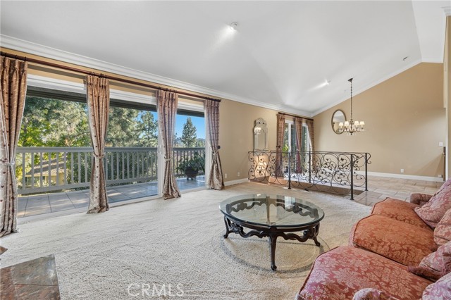Detail Gallery Image 5 of 33 For 113 Conifer Circle, Oak Park,  CA 91377 - 3 Beds | 2/1 Baths