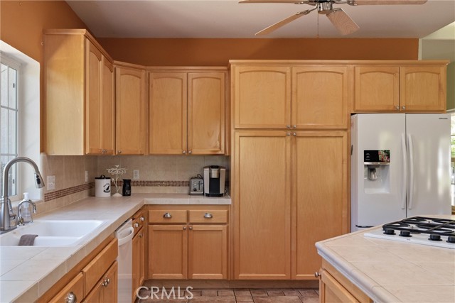 Detail Gallery Image 16 of 48 For 100 Hunter Dr, Oroville,  CA 95966 - 3 Beds | 2 Baths