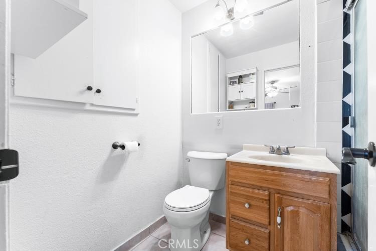 https://media.crmls.org/medias/c9a7ac6d-fe06-4190-a663-0b38d8bc289b.jpg?preset=X-Large