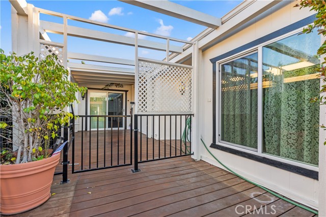 Detail Gallery Image 2 of 41 For 5200 Irvine #401,  Irvine,  CA 92620 - 2 Beds | 2 Baths