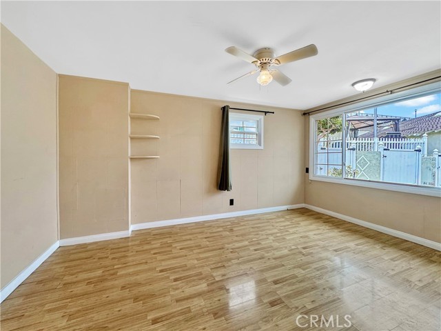 7736 Sugar Drive, Huntington Beach CA: https://media.crmls.org/medias/c9a7e84e-0db2-4ee9-8992-30ede3059039.jpg