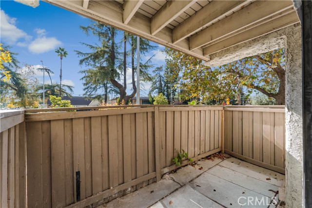 Detail Gallery Image 45 of 48 For 15511 Sherman Way #1,  Van Nuys,  CA 91406 - 2 Beds | 2 Baths