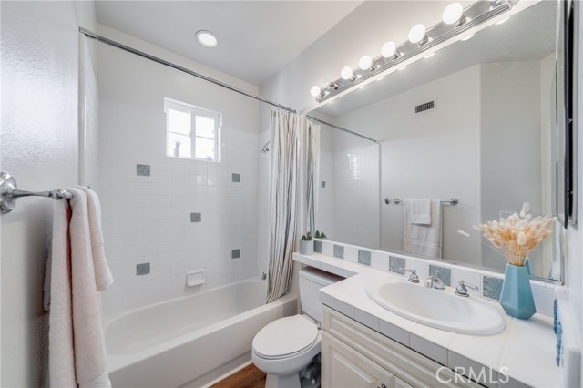 Detail Gallery Image 28 of 49 For 18 Calle Anacapa, San Clemente,  CA 92673 - 5 Beds | 4/1 Baths