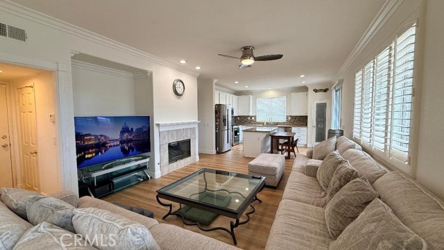 Image 3 of 32 For 29 Feldspar  