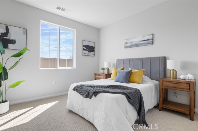 Image 32 of 72 For 5613 Levanto