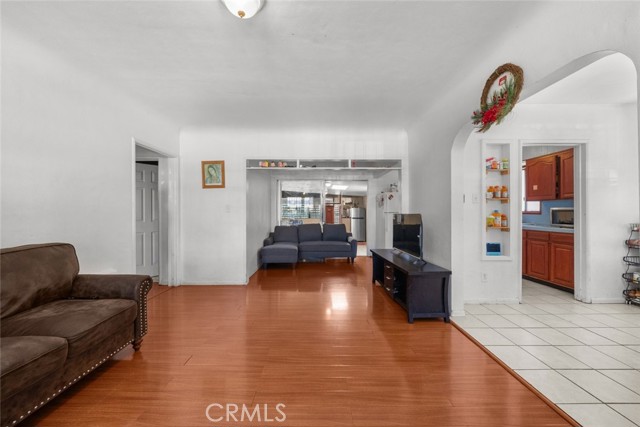 Detail Gallery Image 21 of 44 For 9625 Alexander Ave, South Gate,  CA 90280 - 3 Beds | 2 Baths