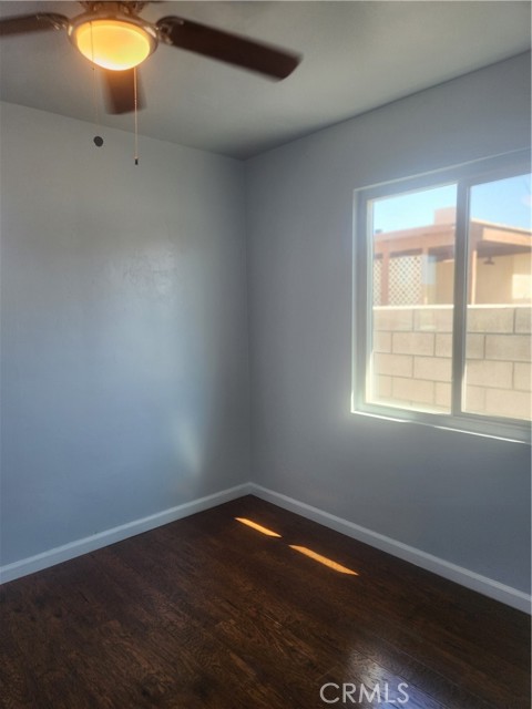 Detail Gallery Image 11 of 13 For 600 E Fredricks St #2,  Barstow,  CA 92311 - 2 Beds | 1 Baths