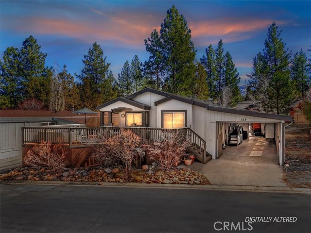 391 Montclair Dr, Big Bear City CA: https://media.crmls.org/medias/c9ae4fc3-fc6b-4859-8ec9-ba0d3eabe4cd.jpg