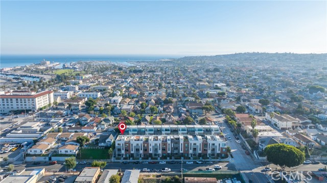 Detail Gallery Image 4 of 32 For 273 W 8th St, San Pedro,  CA 90731 - 4 Beds | 3/1 Baths