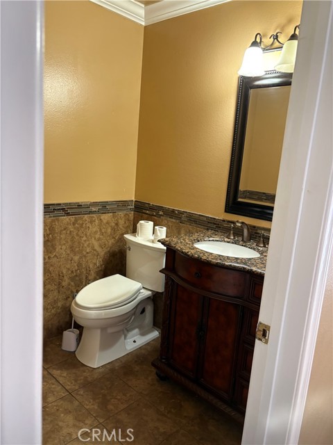 Detail Gallery Image 6 of 22 For 4437 Lubbock, Simi Valley,  CA 93063 - 4 Beds | 2/1 Baths