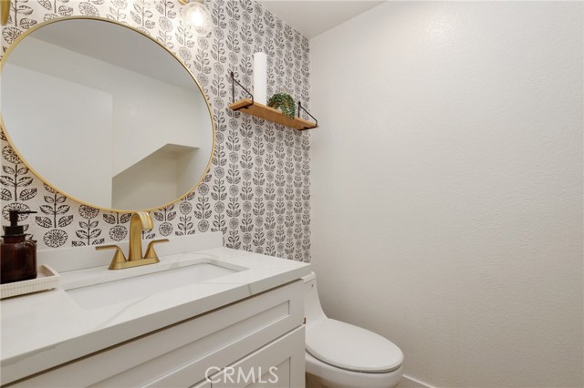 Detail Gallery Image 18 of 34 For 2332 Aspen St, Tustin,  CA 92782 - 3 Beds | 2/1 Baths