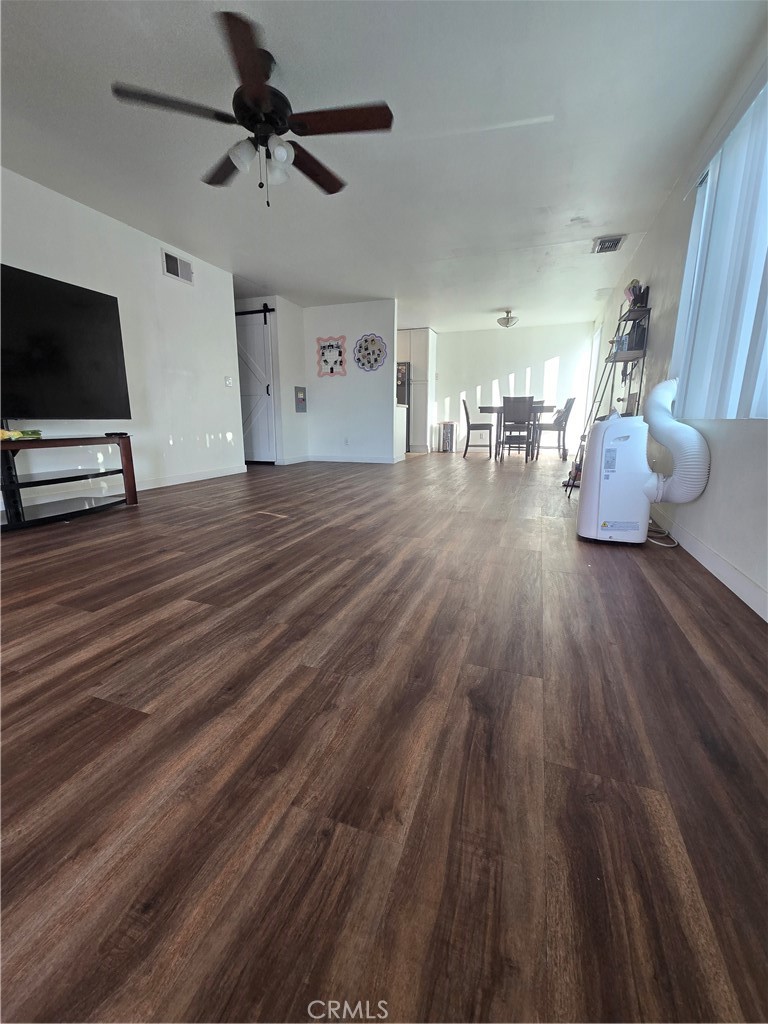 1263 Oakdale