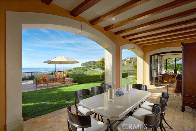 5 Pelican Vista Drive, Newport Coast CA: https://media.crmls.org/medias/c9b26113-4abf-459f-946a-d75c3b0c87e7.jpg