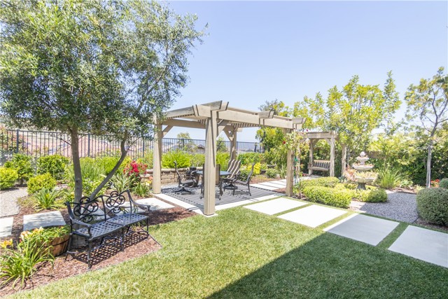 Detail Gallery Image 30 of 47 For 239 White Bark, Simi Valley,  CA 93065 - 4 Beds | 3 Baths