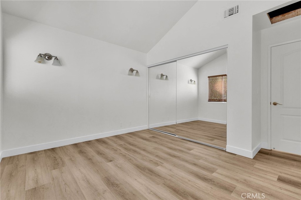 MLS #OC25279885 image #25