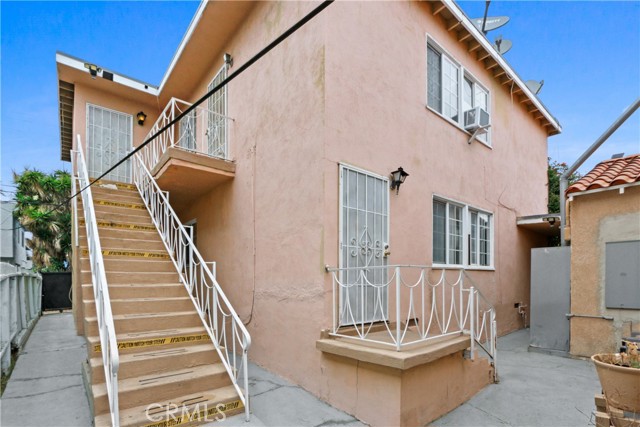 Detail Gallery Image 33 of 34 For 1921 Chariton St, Los Angeles,  CA 90034 - – Beds | – Baths