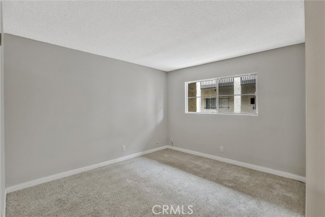 Detail Gallery Image 9 of 29 For 2522 Clairemont Dr #203,  San Diego,  CA 92117 - 2 Beds | 2 Baths