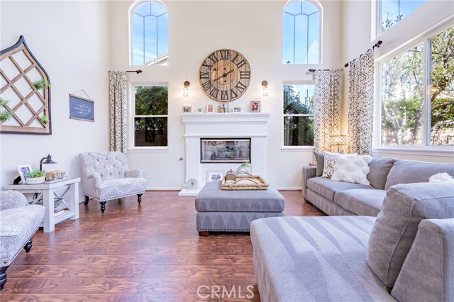 Detail Gallery Image 15 of 72 For 4578 Big Country Ct, Moorpark,  CA 93021 - 4 Beds | 4 Baths