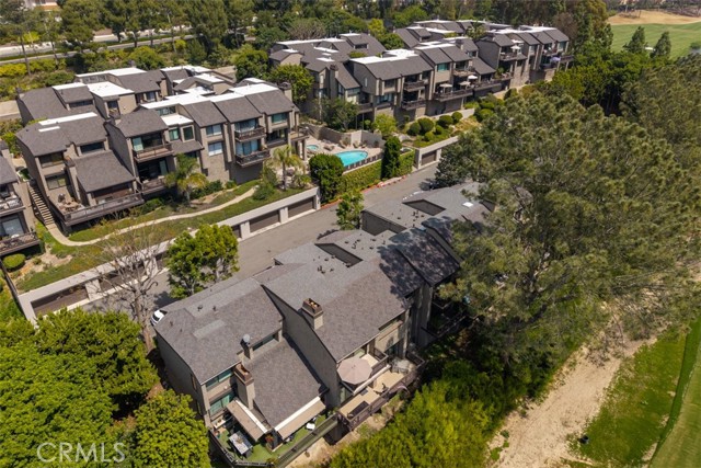 Detail Gallery Image 21 of 23 For 52 Sea Pine, Newport Beach,  CA 92660 - 2 Beds | 2 Baths