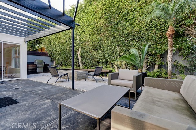 636 27th Street, Manhattan Beach, California 90266, 4 Bedrooms Bedrooms, ,3 BathroomsBathrooms,Residential,Sold,27th,SB21265016