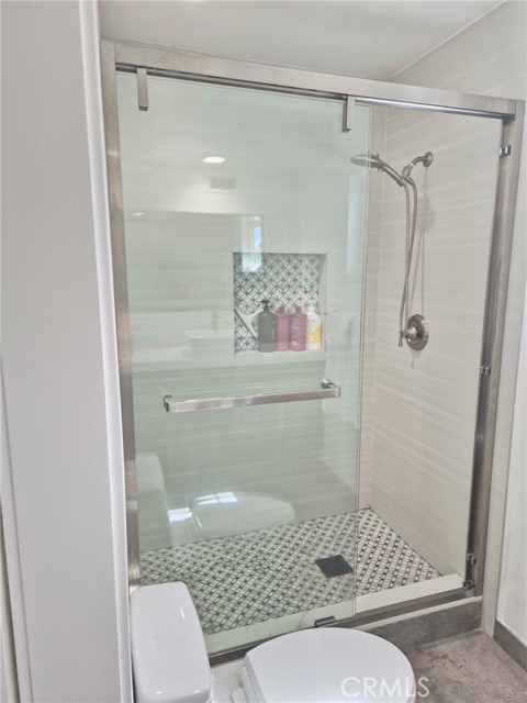 Detail Gallery Image 6 of 21 For 14201 Wiltshire, Westminster,  CA 92683 - 4 Beds | 2 Baths