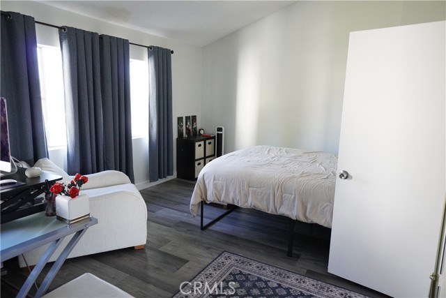 Detail Gallery Image 13 of 25 For 1978 E 5th, Ontario,  CA 91764 - 2 Beds | 1/1 Baths