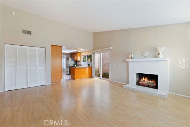 Detail Gallery Image 8 of 63 For 38 Deerwood E, Irvine,  CA 92604 - 3 Beds | 2 Baths