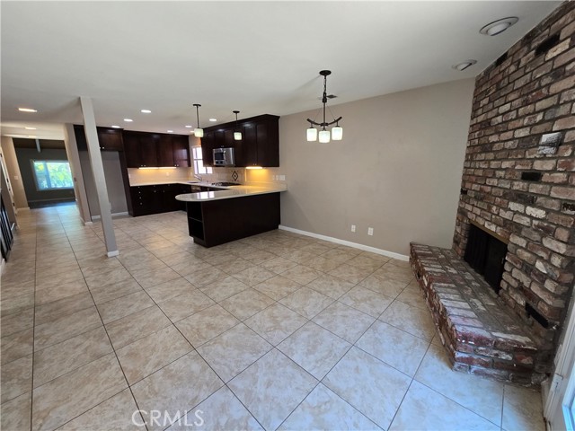 Detail Gallery Image 14 of 33 For 914 Huntington St, Huntington Beach,  CA 92648 - 3 Beds | 3 Baths