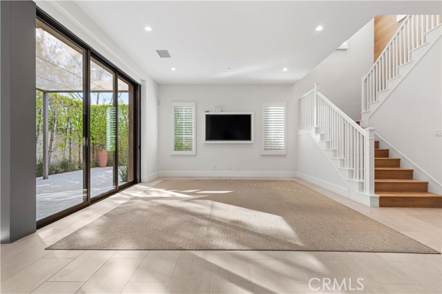 Detail Gallery Image 12 of 49 For 111 Vigna, Irvine,  CA 92602 - 4 Beds | 3 Baths