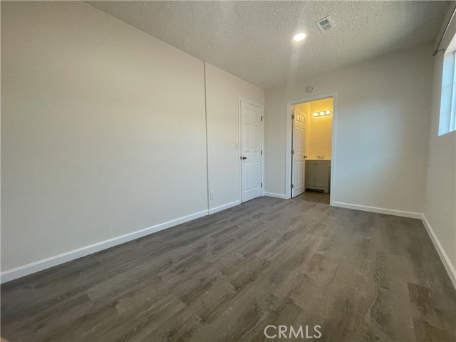 Detail Gallery Image 5 of 7 For 91763 Moreno St #1/2,  Montclair,  CA 91763 - 1 Beds | 1 Baths