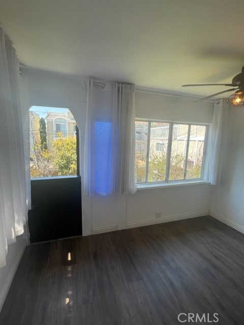 MLS #OC25221815 image #10