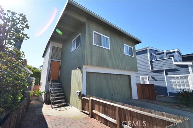 250 24th St, Hermosa Beach, California 90254, 3 Bedrooms Bedrooms, ,1 BathroomBathrooms,Residential,Sold,24th St,SB22037743