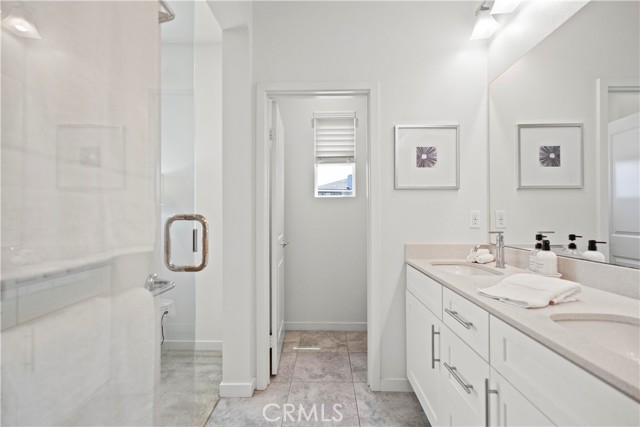 610 Cultivate, Irvine CA: https://media.crmls.org/medias/c9bc360d-f0cf-4c72-9f74-965cd3502255.jpg