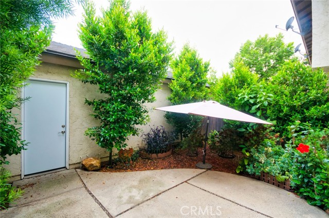 881 Hartford Lane, La Habra CA: https://media.crmls.org/medias/c9bc87dc-4a2e-40de-8626-315275f0c3a3.jpg