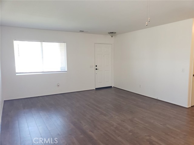 30569 Wyndham Court, Menifee CA: https://media.crmls.org/medias/c9bc9eb7-27af-43f2-ba2a-26300d5958fe.jpg