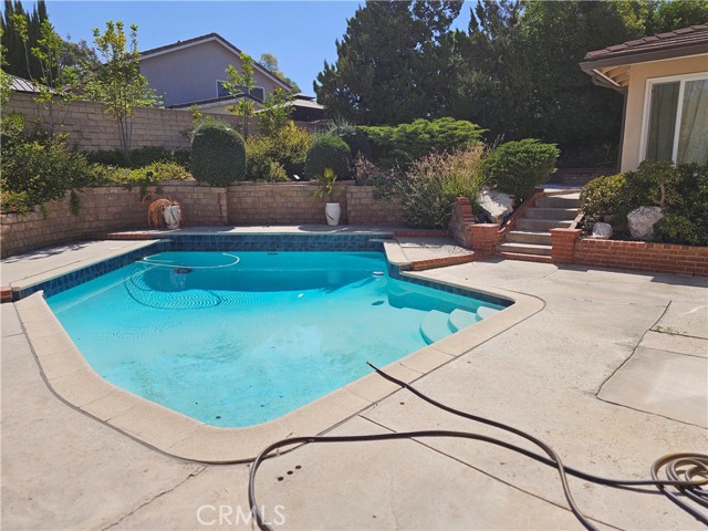 19259 Braemore Road, Porter Ranch CA: https://media.crmls.org/medias/c9bdc051-fec2-45e9-a2a6-d804fe3e4e97.jpg