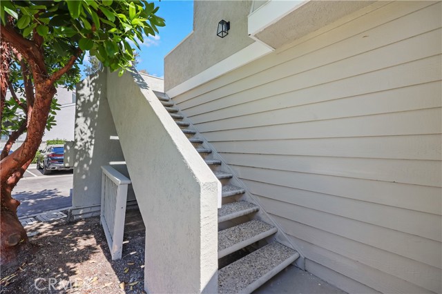 309 Deerfield, Irvine CA: https://media.crmls.org/medias/c9be2164-4804-4ccc-a485-285c30a57b28.jpg