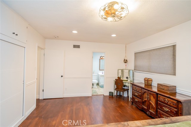 533 Via Vista Dr, Redlands CA: https://media.crmls.org/medias/c9be75f1-0d17-4e0d-99bf-40a772778723.jpg