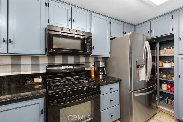 Detail Gallery Image 19 of 39 For 12659 Meadbury Dr, Moreno Valley,  CA 92553 - 4 Beds | 2 Baths