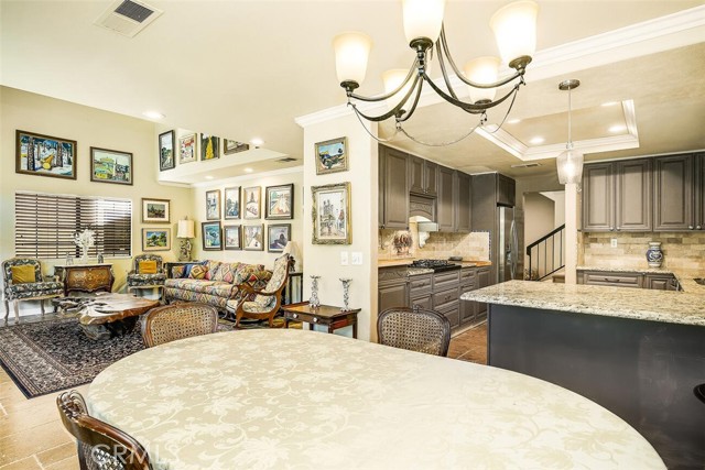 Detail Gallery Image 8 of 23 For 1718 Tecalote Dr #9,  Fallbrook,  CA 92028 - 3 Beds | 2/1 Baths