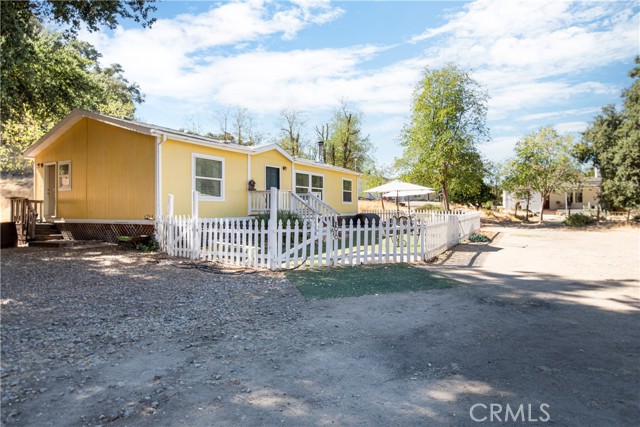 Manufactured Home-Front