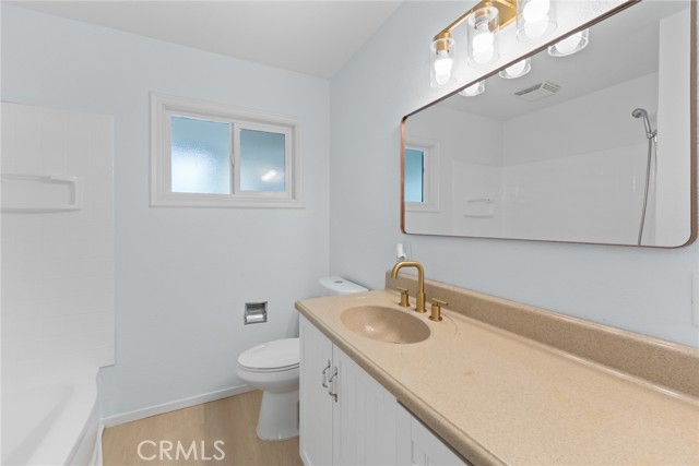 Detail Gallery Image 13 of 32 For 14032 Woodlawn Ave, Tustin,  CA 92780 - 4 Beds | 2 Baths