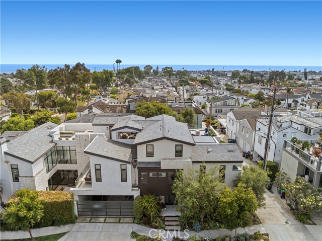3731 5th Avenue, Corona del Mar CA: https://media.crmls.org/medias/c9c0a6dd-0260-4fdf-9219-9c6d2a751fd8.jpg