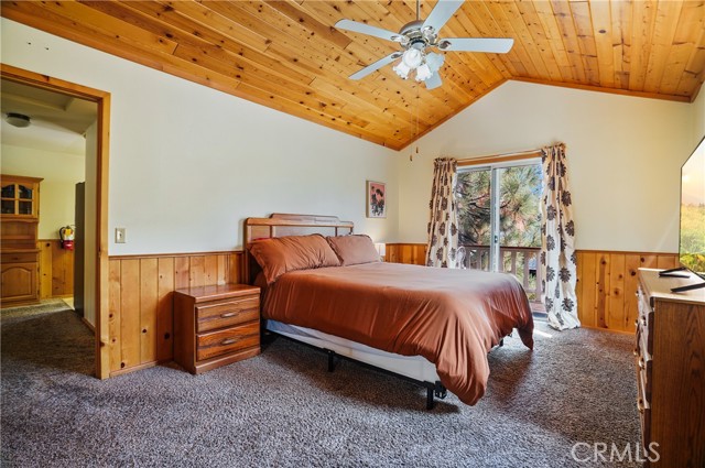 Detail Gallery Image 12 of 48 For 758 Jeffries Rd, Big Bear Lake,  CA 92315 - 3 Beds | 2 Baths