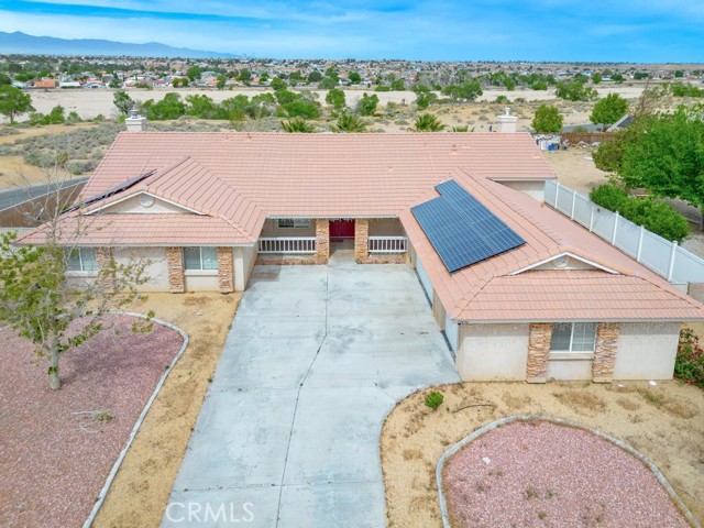 13436 Havasu Road, Apple Valley CA: https://media.crmls.org/medias/c9c15ae6-07e4-454c-8f73-665f44ac31c9.jpg