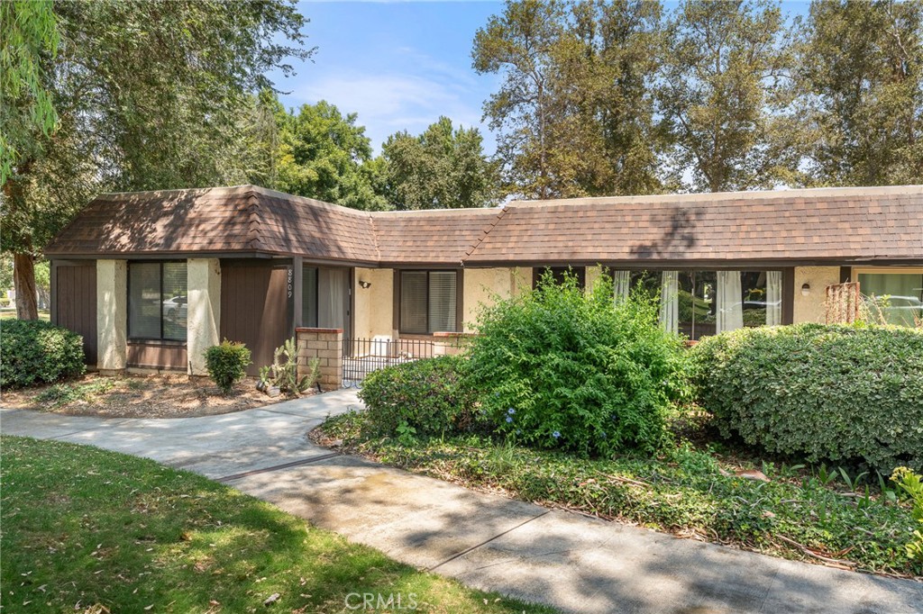 MLS #IV25182931 img 1