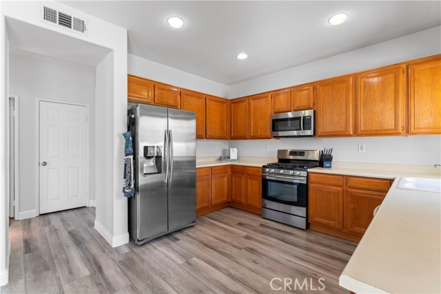 Detail Gallery Image 17 of 46 For 1456 Roadrunner, Corona,  CA 92881 - 3 Beds | 2/1 Baths